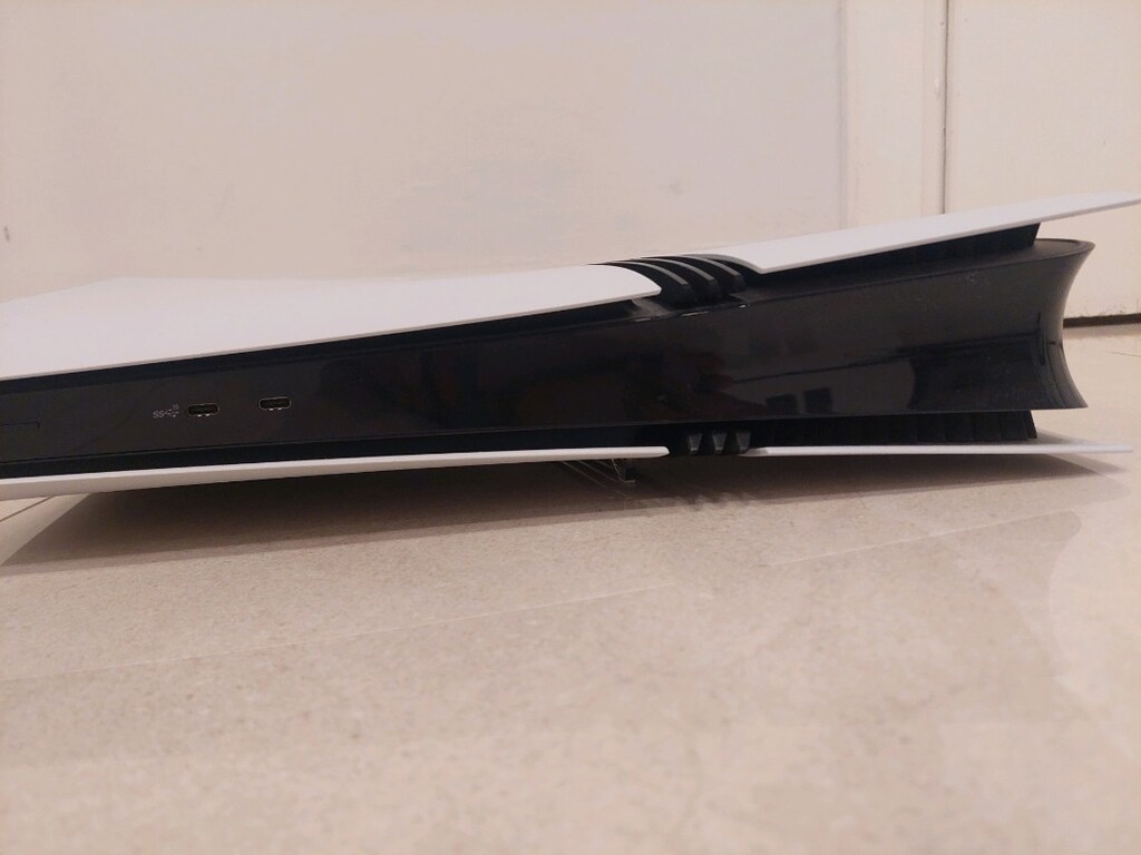 PLAYSTATION 5 PRO+2 KOL+ŞARJ İSTASYONU 2TB SIFIR GİBİ - 4