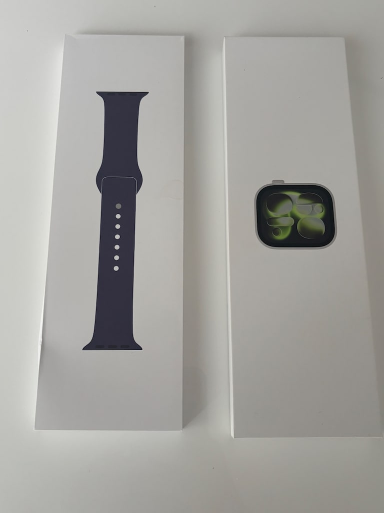 Apple Watch 11 Series 42mm Yeni - 4