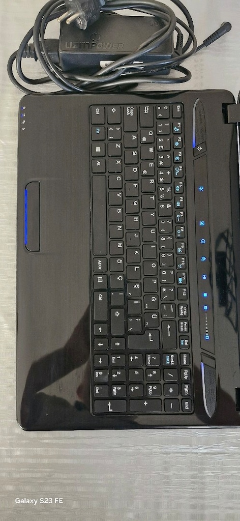 CASPER LAPTOP ÇOK TEMİZ - 3