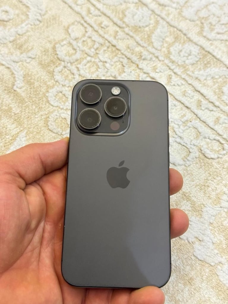iPhone 15 pro 128 GB - Hatasız-pil %89 - 6