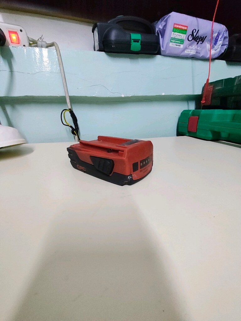 Hilti batarya - 2