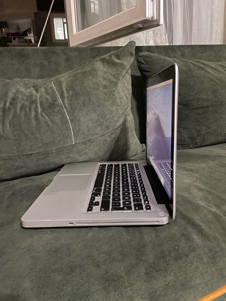 MacBook Pro (mid-2009)! Çok Temiz - 4