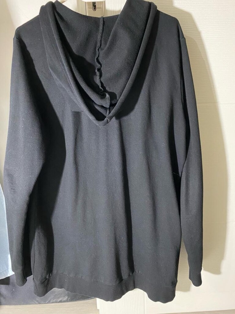 LC Waikiki siyah kapüşonlu basic hırka - 2