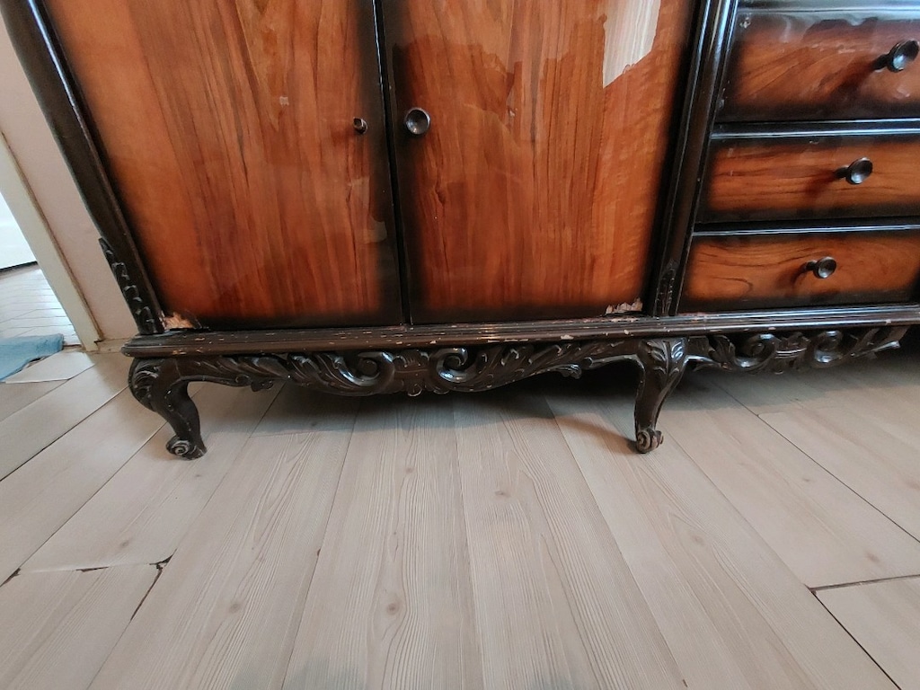 antika el oymasi masa sandalye takimi ve vitrin 20.000 tl - 12