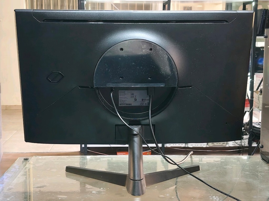 SAMSUNG 27 inç 200 Hz 1 ms IPS QHD Gaming Monitör - 2