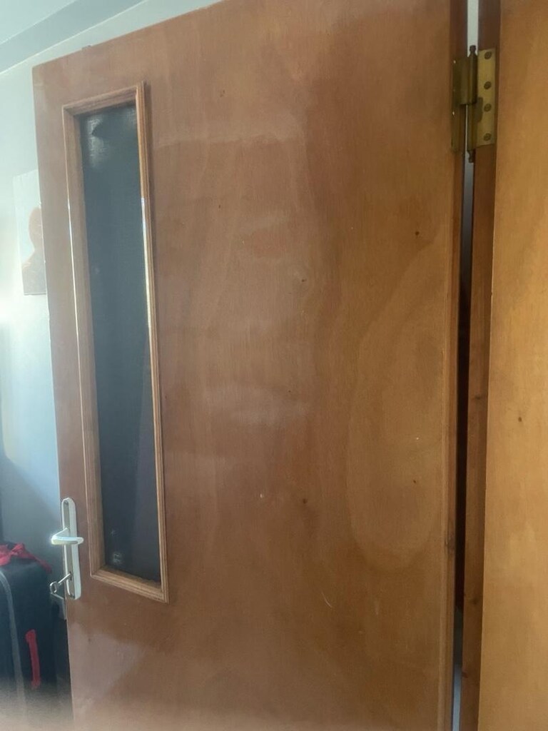 Ahşap camlı 7 adet oda kapısı - 7