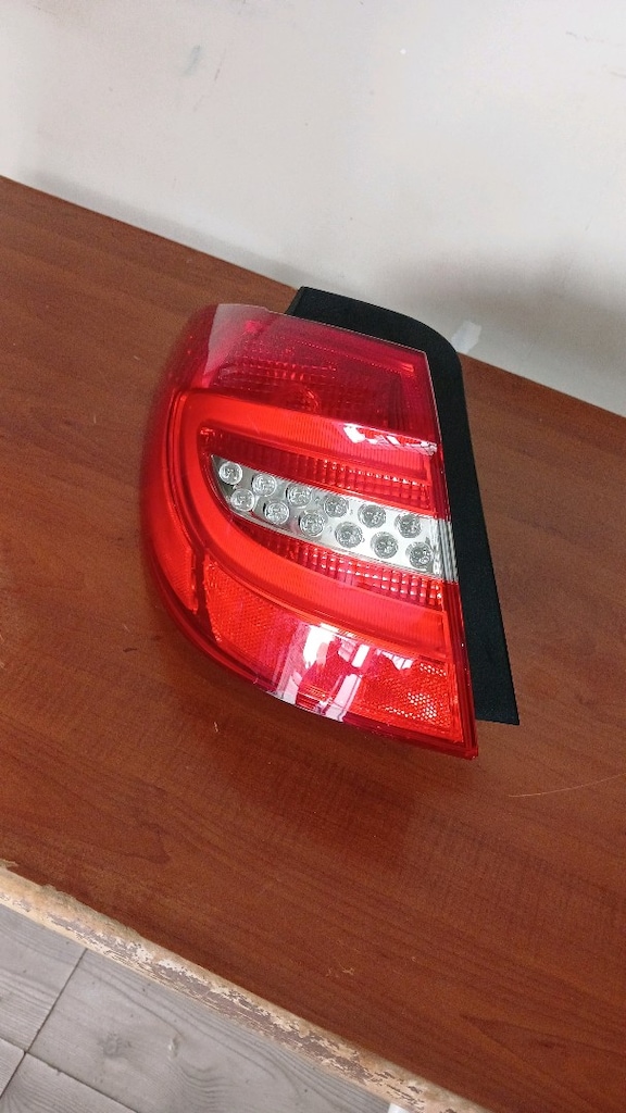 MERCEDES W246 LED SOL STOP SIFIR KARGO OLUR HATASIZ - 2