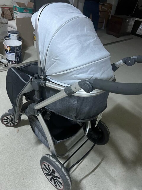 Alman markası çok kaliteli treval , lorelli marka bebek arabası