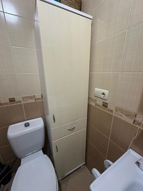 banyo dolabı
