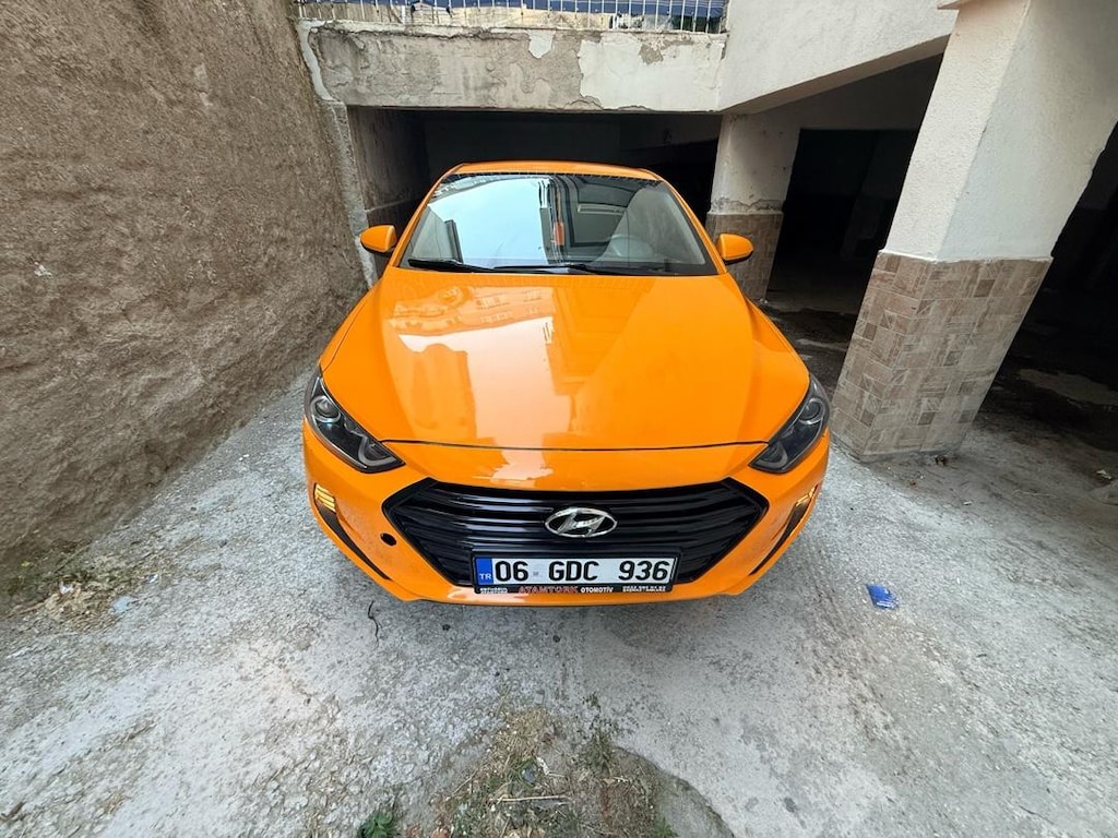 2017 ELANTRA - 11