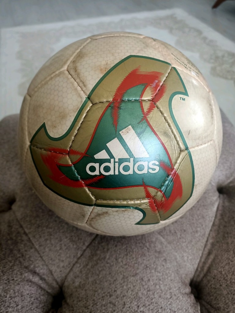 2002 Dünya kupası resmi maç topu - 2