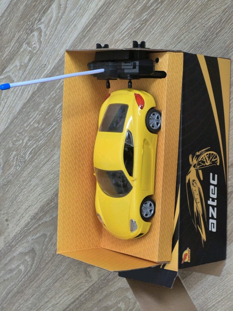 Sunman 1:20 20 cm Sarı Uzaktan Kumandalı Aztec Spor Araba - 6