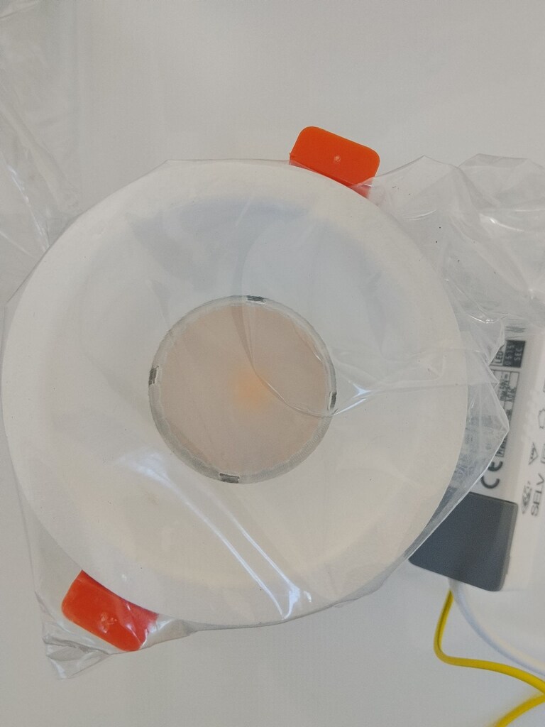 DC16 8W Sıva Altı LED Spot - Modern Tavan Aydınlatması