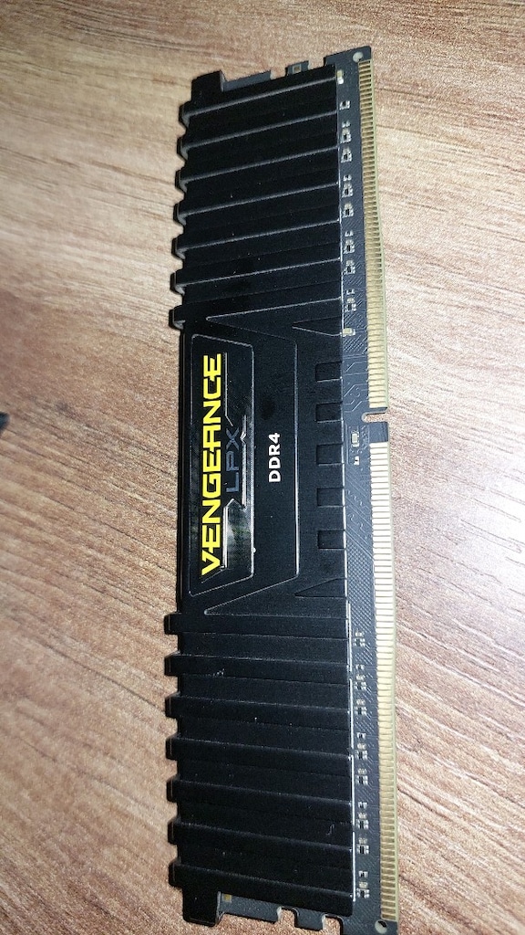Corsair Venegeance LPX DDR4 16GB (8x2) - 2