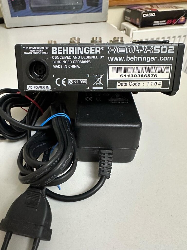 Behringer Xenyx 502Mikser - 2