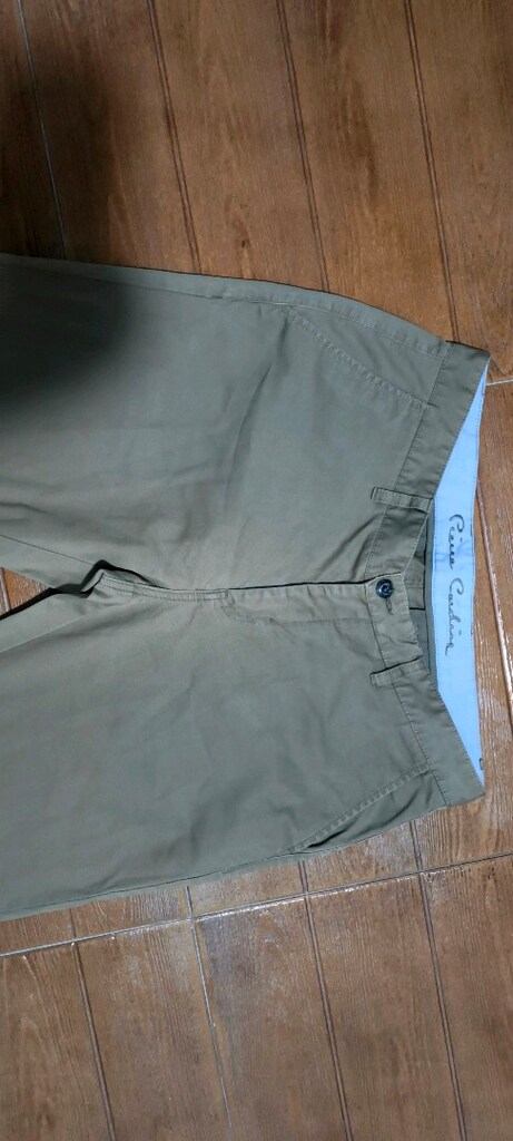 Pierre Cardin pantolon.