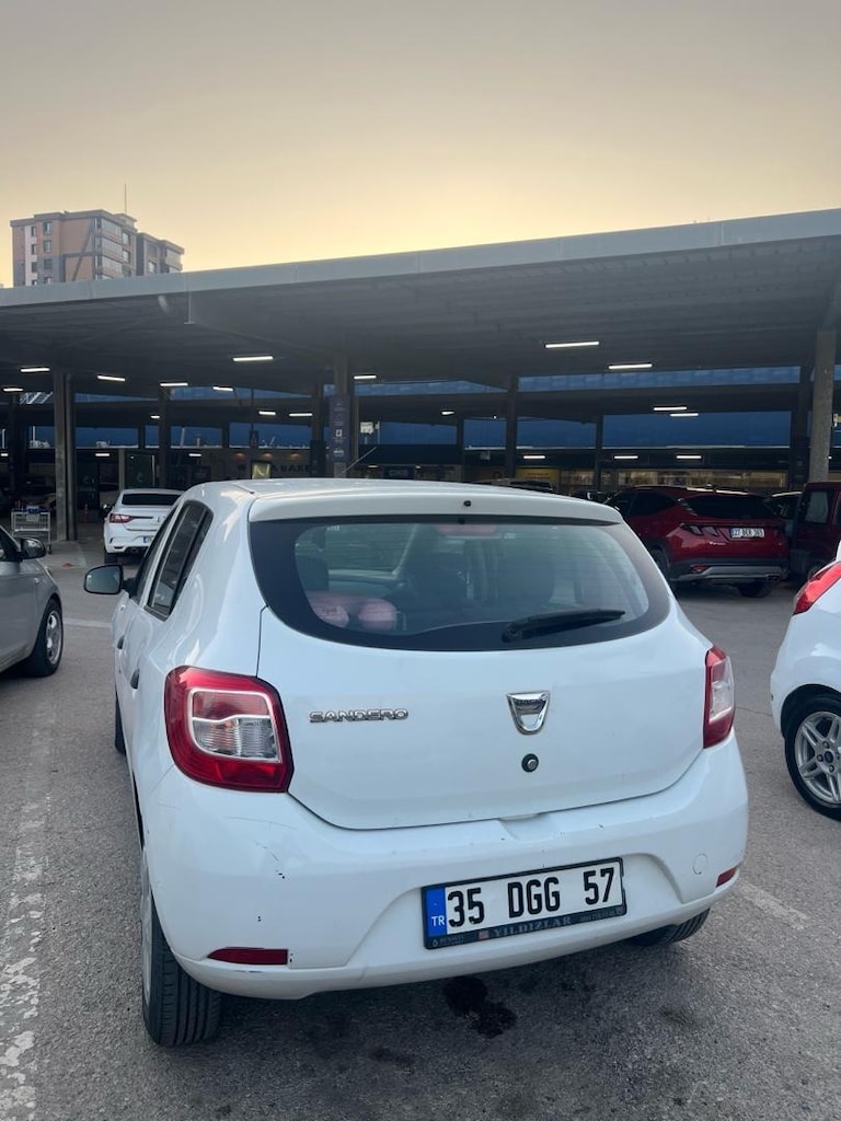 2014 Dacia Sandero - 6