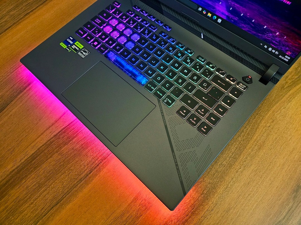 Asus Rog Strix Rtx4070 i9 Oyuncu laptop - 5