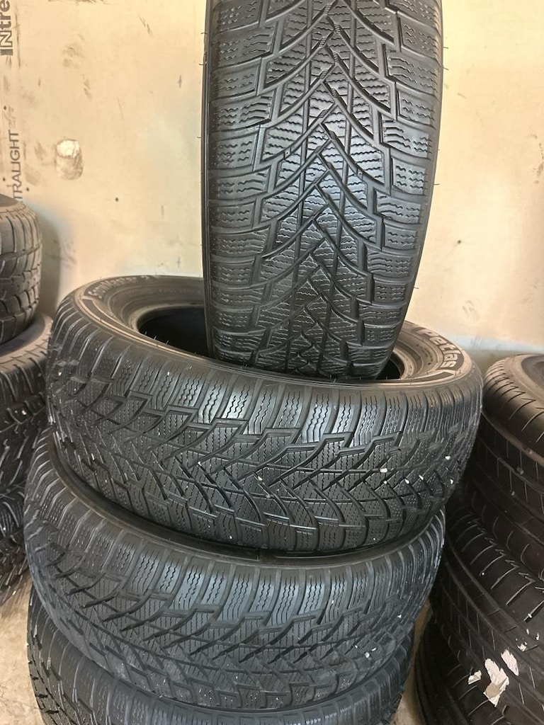 205/55/16 sıfır ayarında kışlık Petlas DOT4923 - 2
