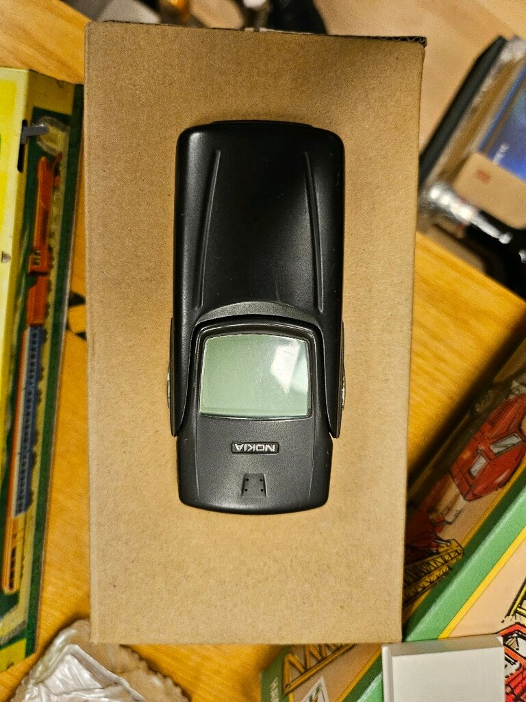 ANTİKA CEP TELEFONU KOLEKSİYONU - 6