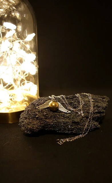 HARRY POTTER GOLDEN SNITCH KOLYE