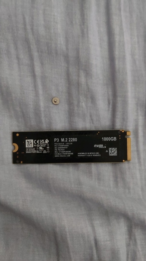 Ssd m2 cricial - 2