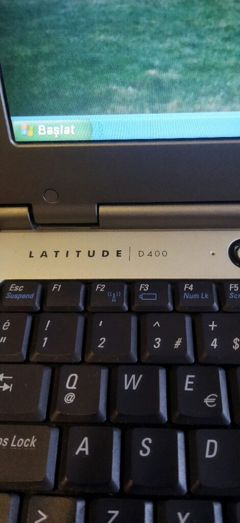 DELL laptop - 3