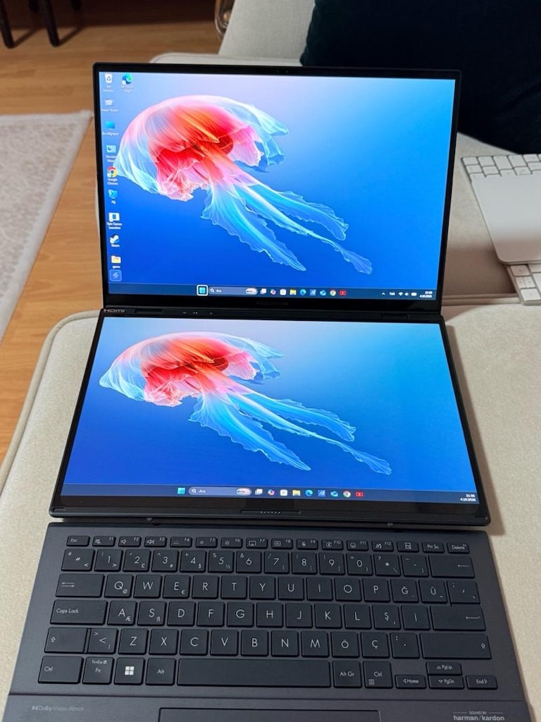 asus zenbook duo - 5