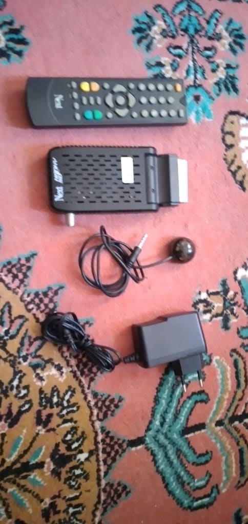 NEXT mini skart uydu alıcı sadece pil kapağı yok - 2