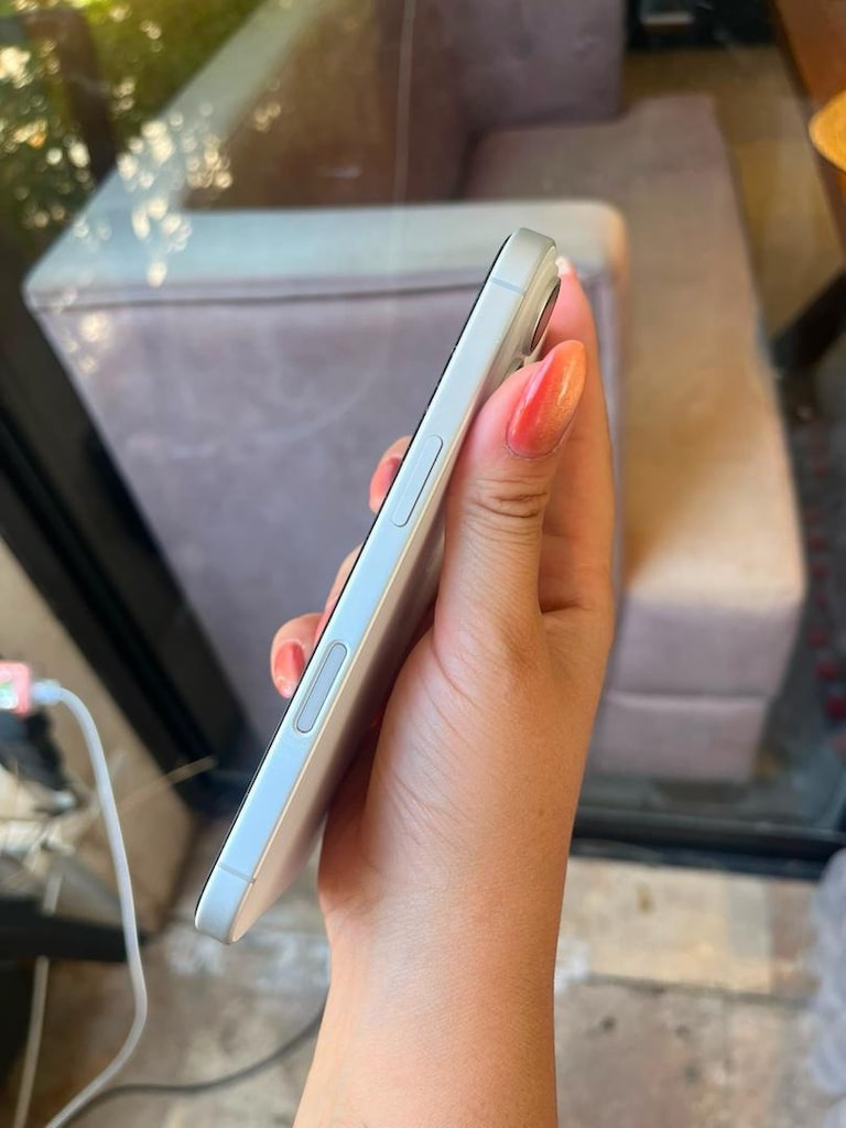 İphone 16 Beyaz Türkiye Garantili Telefon - 4