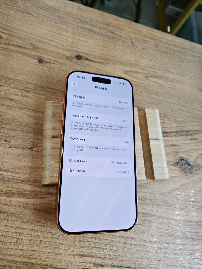 17 pro 512 GB. pil 100 şarj devir 230 - 6