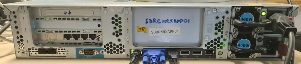HP ProLiant DL380 G8 2X E5-2680 256 GB RAM 550 GB SAS 10GB SFP - 3