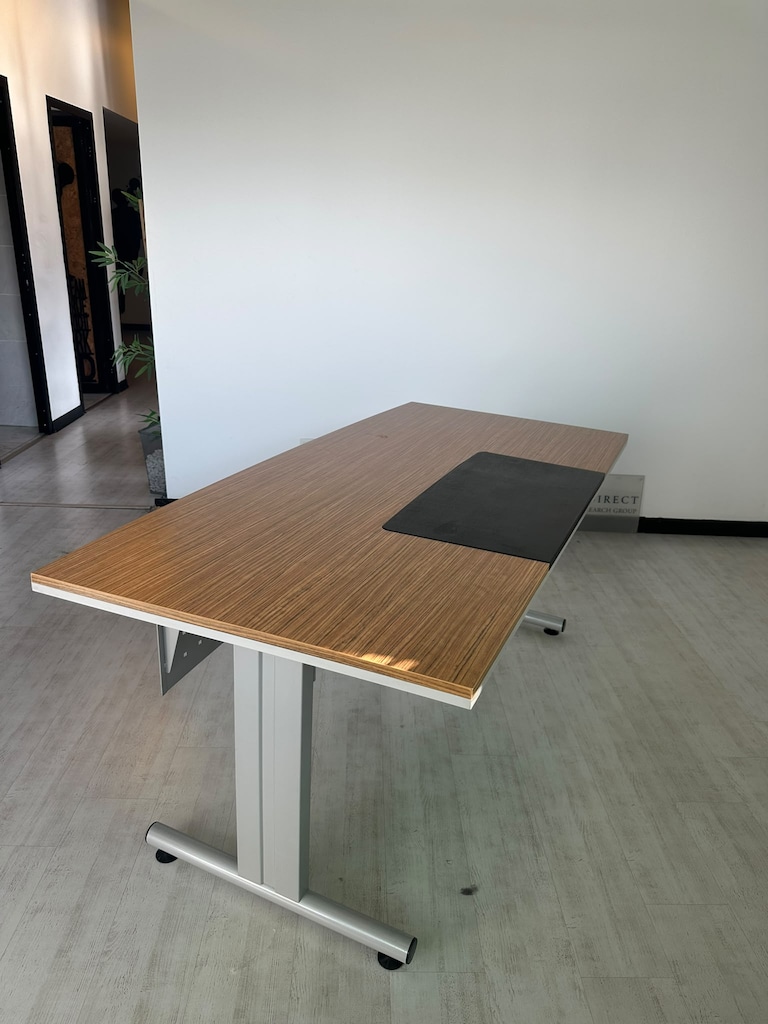 KLAS OFİS ÜSKÜDAR 180X80 CEVİZ SÜMENLİ MÜDÜR MASASI İKİNCİ EL - 4