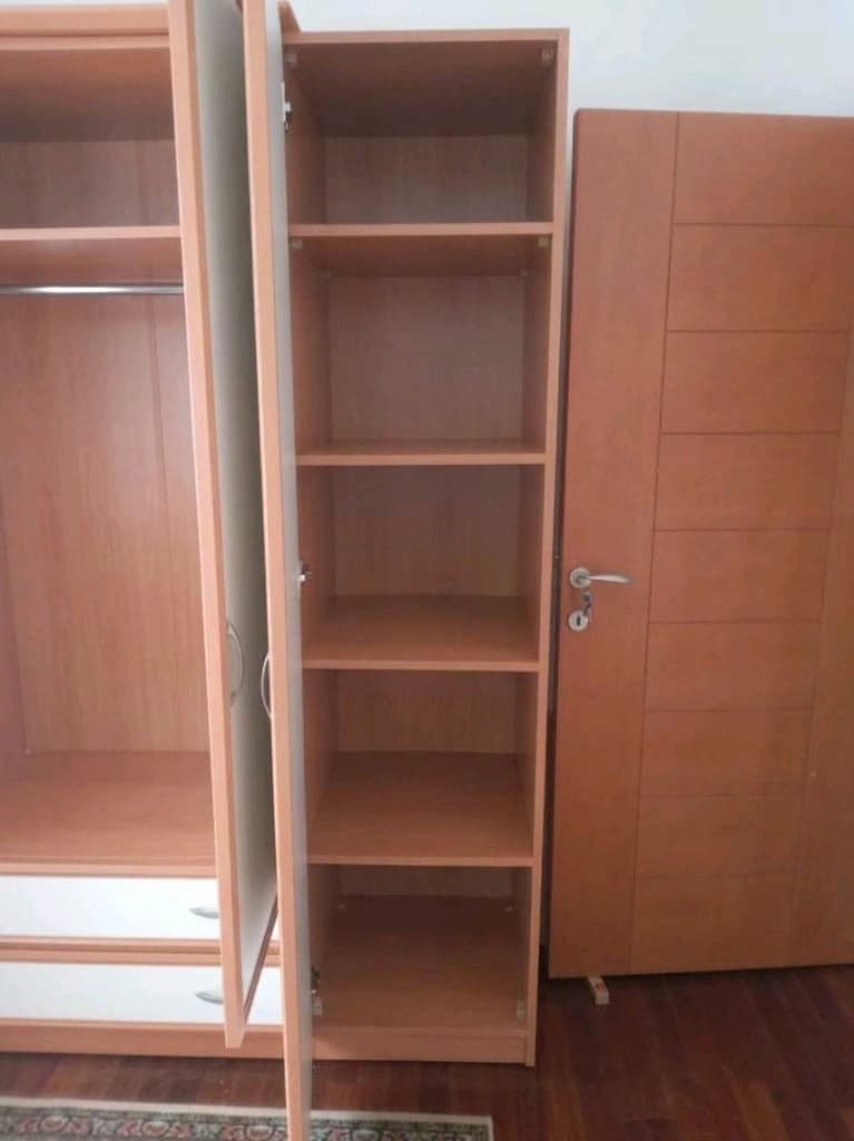Temiz Kullanılmış 4 Kapaklı 2 Çekmeceli Aynasız Gardırop / Dolap - 2