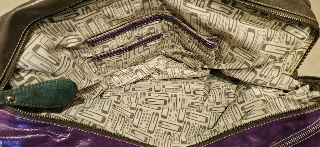 GUESS %100 DERİ ÇANTA/ BAVUL - 7