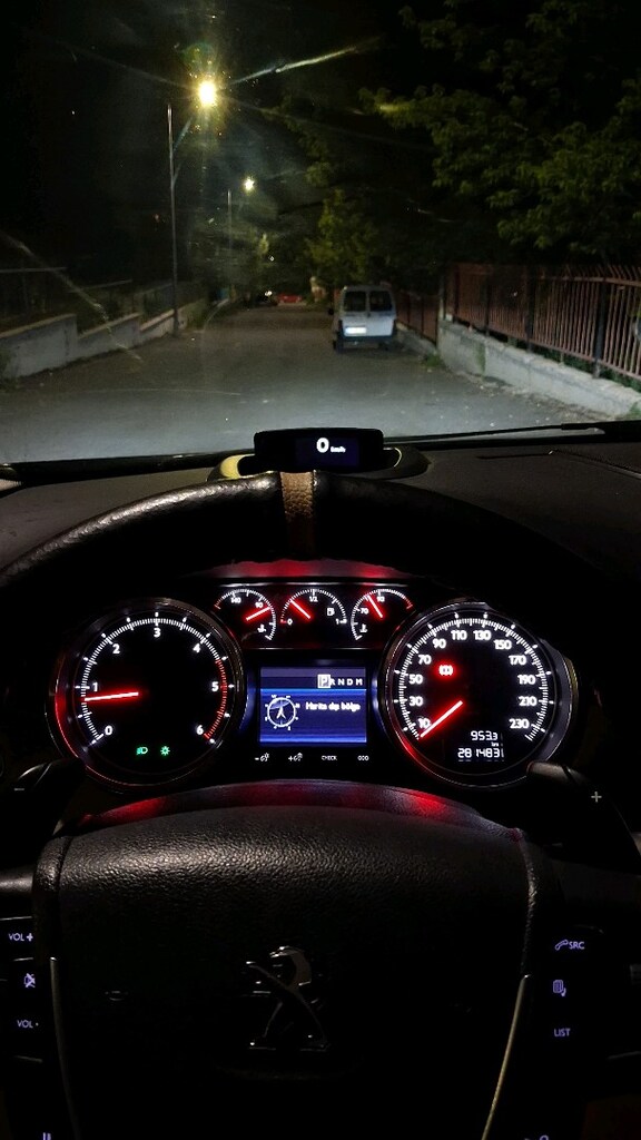 Peugeot 508 2.0 Allure dizel - 14