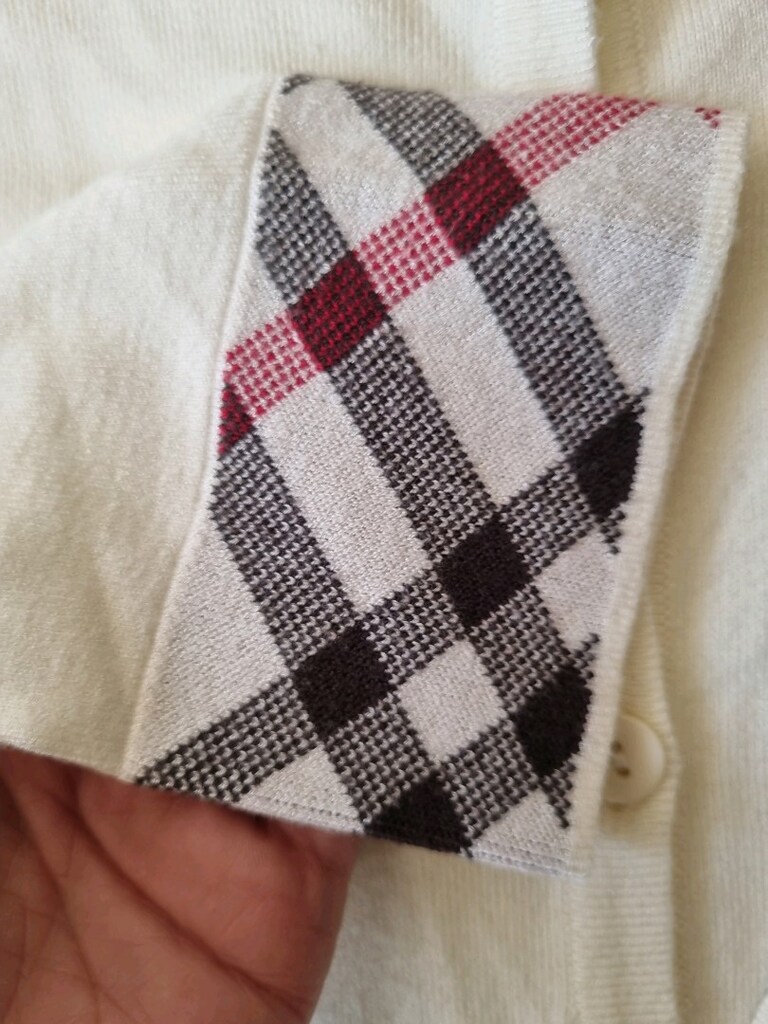 Orjinal Burberry XL beden hırka — görsel 5/10