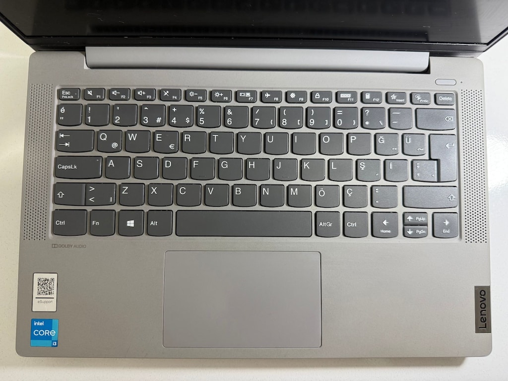Çok Az Kullanılmış Lenovo i3 11.Nesil | 256GB SSD - 5