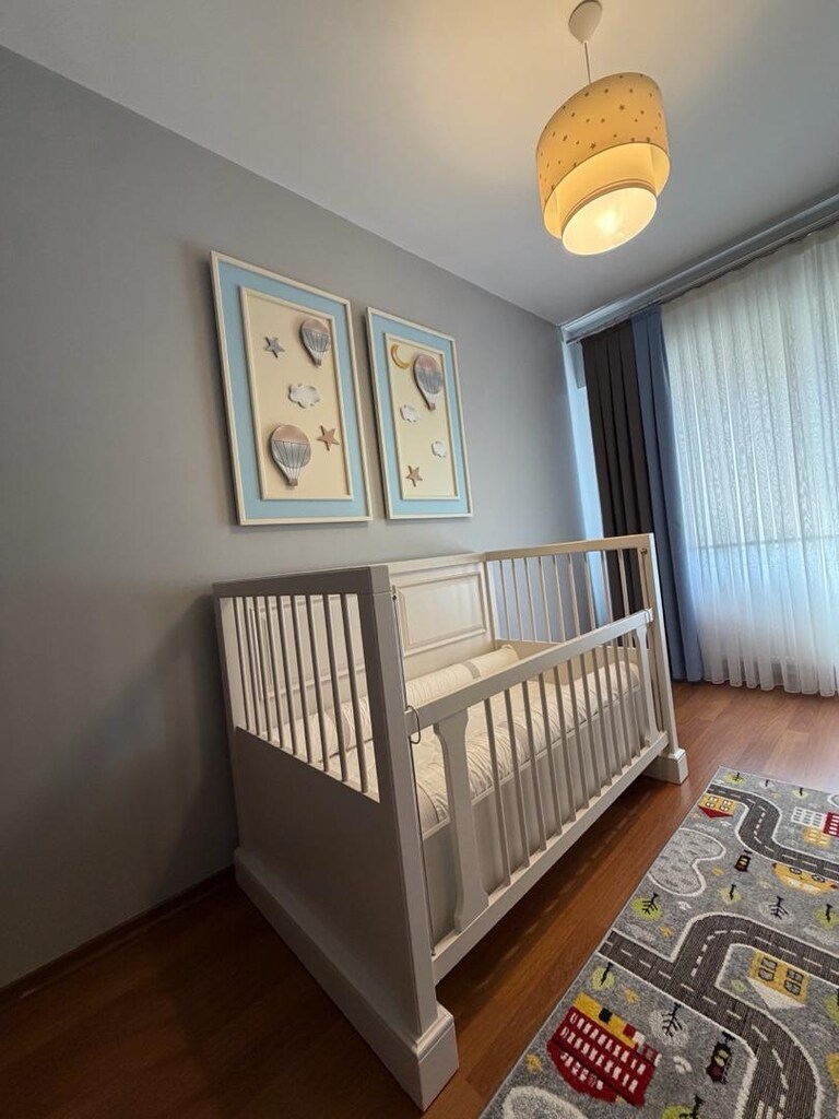 bebek yatağı ve tabloları - 2