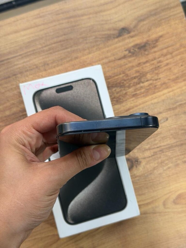 İPHONE 15 PRO MAX 256 GB PİL SAĞLIĞI 84 - 4