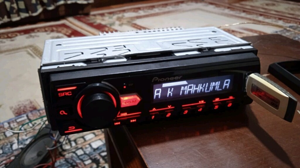 pioneer oto teyip anfigirişli flaşbellek aux girişli sağlam temiz fal - 3