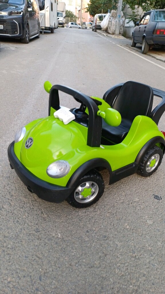 AKÜLÜ ARABA 12VOLT KUMANDALI - 3