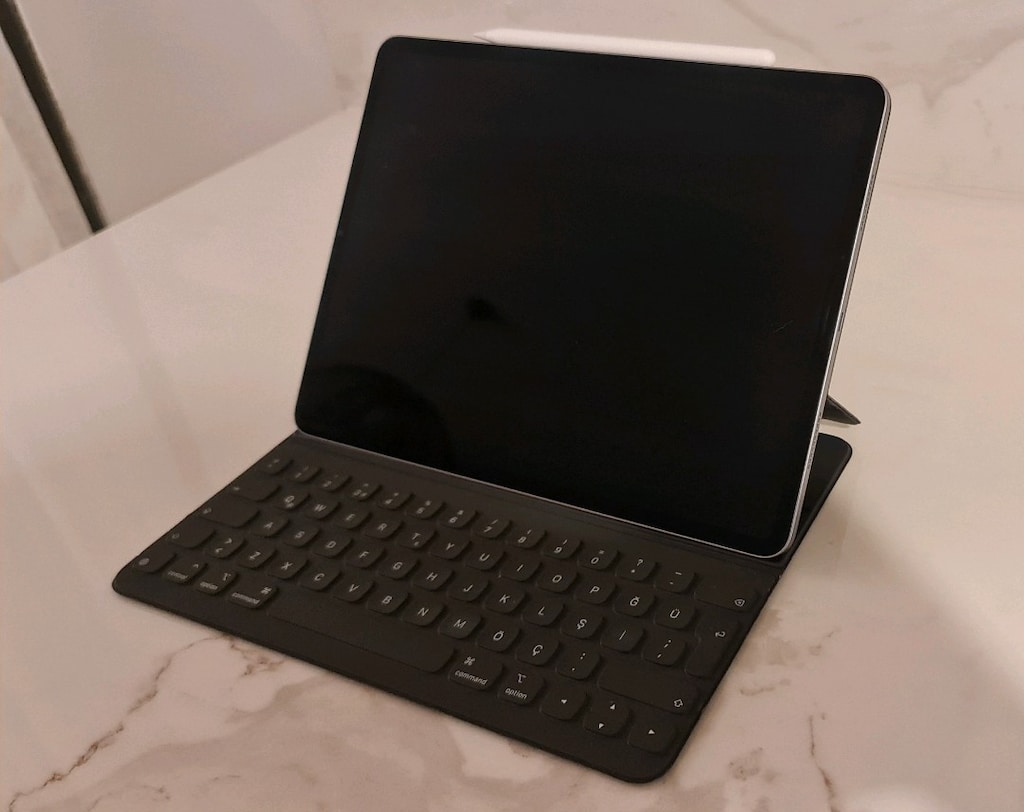 Ipad Pro 12,9 inç 6.Nesil - 15