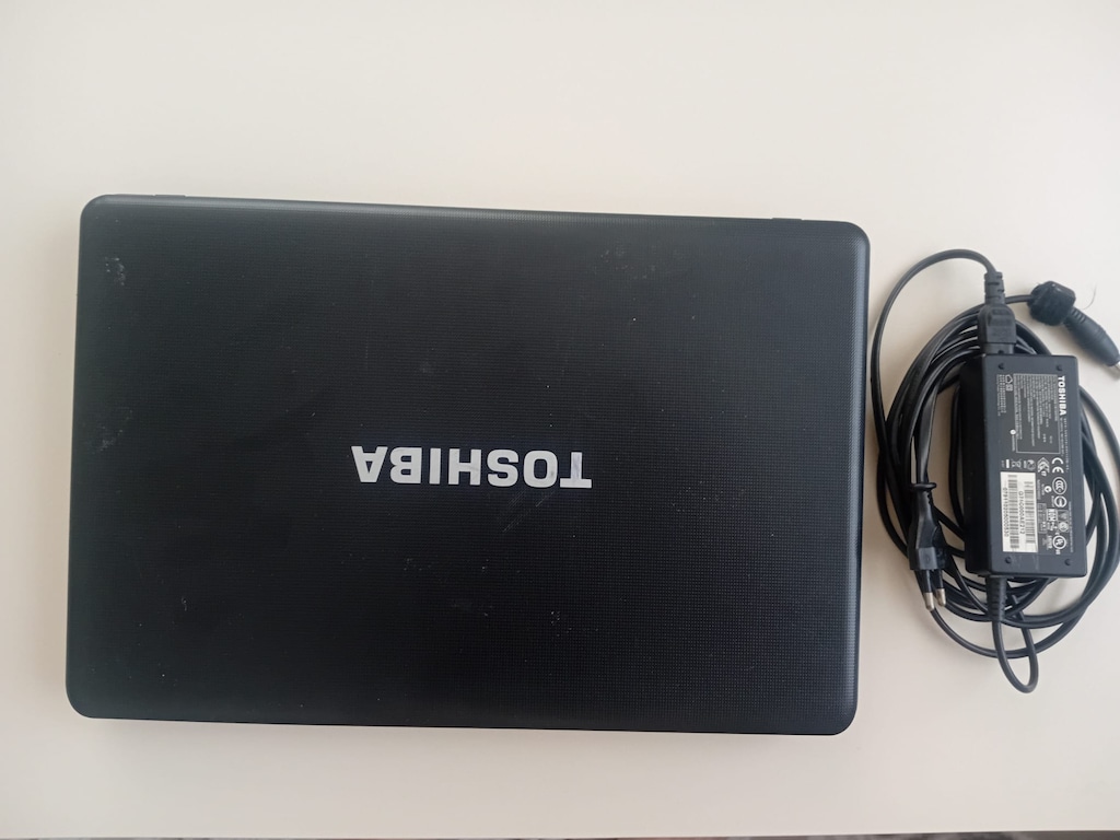 Toshiba dizüstü laptop NOTEBOOK - 5