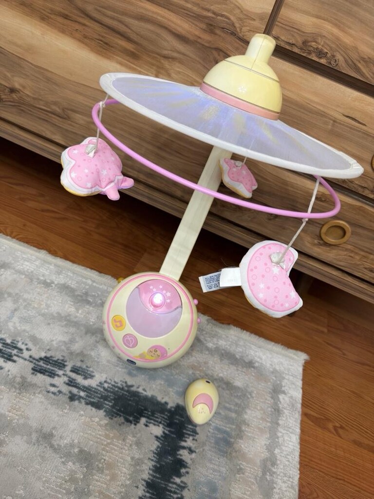 Chicco dönence projektörlü müzikli uzaktan kumandalı - 2