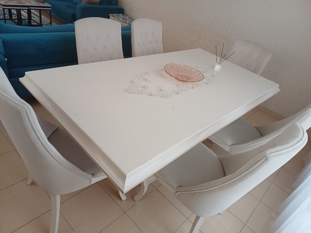 YEMEK MASASI TEMİZ KULLANILMIŞ - 2