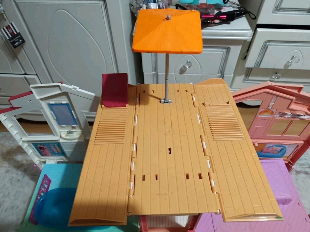 Barbie'nin Muhteşem Malibu evi - 7