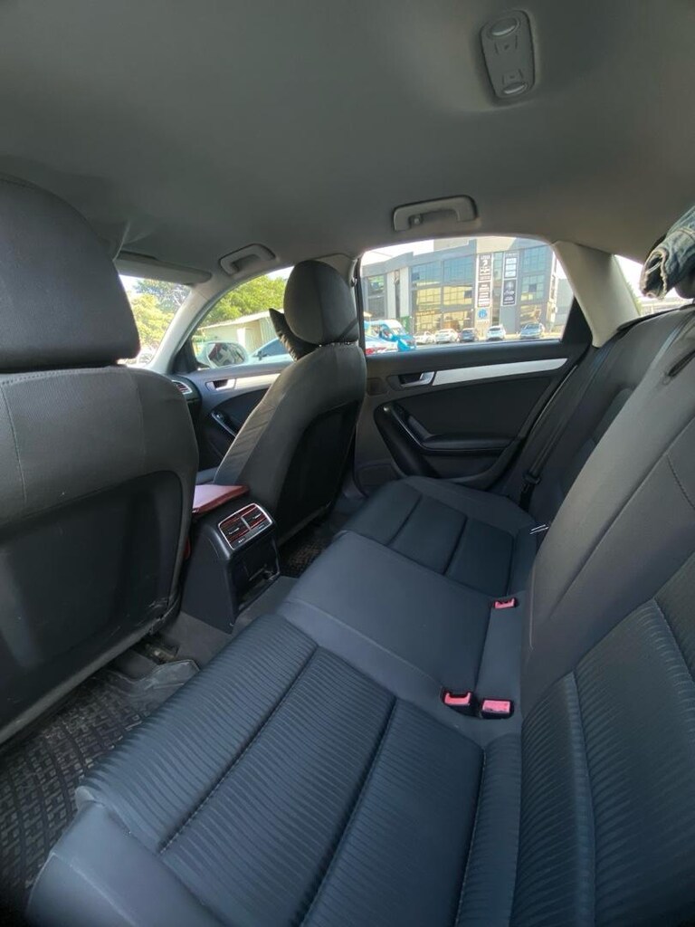 AUDİ A4 DEĞİŞENSİZ SERVİS BAKIMLI - 3