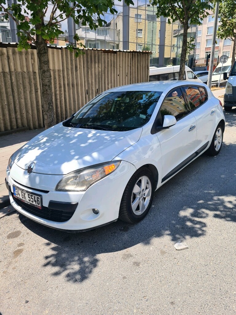 MEGANE 3 - 3