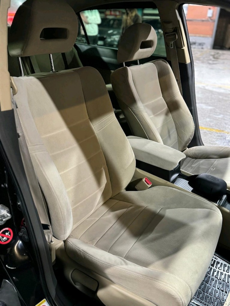 2009 model Honda civic - 6